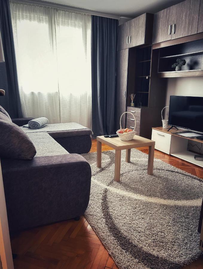 Bgd Apartman Dusanovac Esterno foto